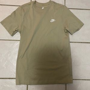 Nike Tee
